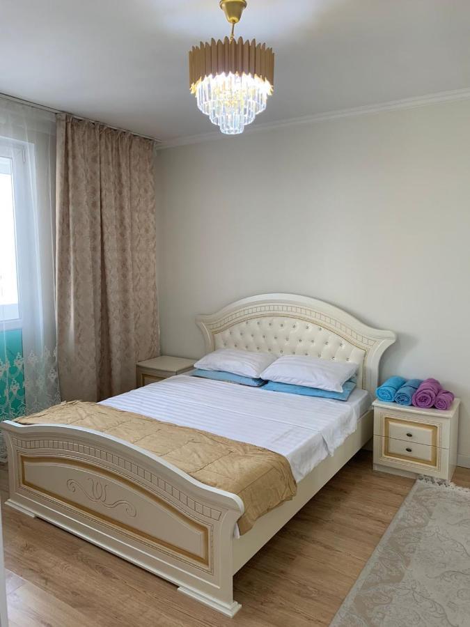 Apartment In Almaty Exterior photo